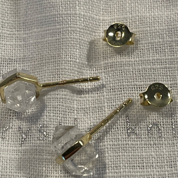 NEW Krystle Knight Quartz Crystal Studs - Picture 8 of 10
